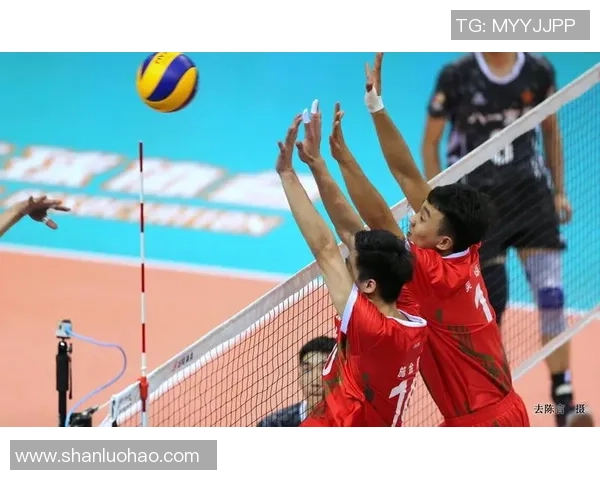 成都网球队以98分领跑世界锦标赛积分榜展现强劲实力