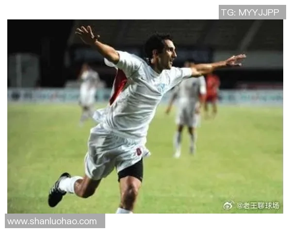 足球场上的传奇外号揭秘各类明星背后的故事与意义